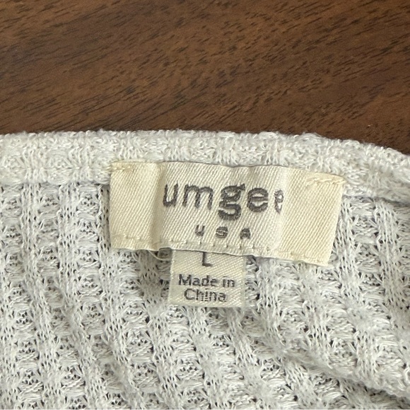 Umgee Floral Mixed Media Waffle Knit Tunic Top Bell Sleeves Boho L - Picture 5 of 7